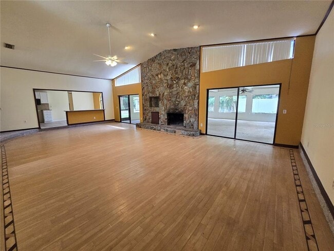 1115 Old Polk City Rd