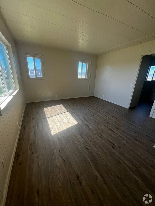 Building Photo - 3 Bedroom, 2 Bathroom Manufactured Home - ...