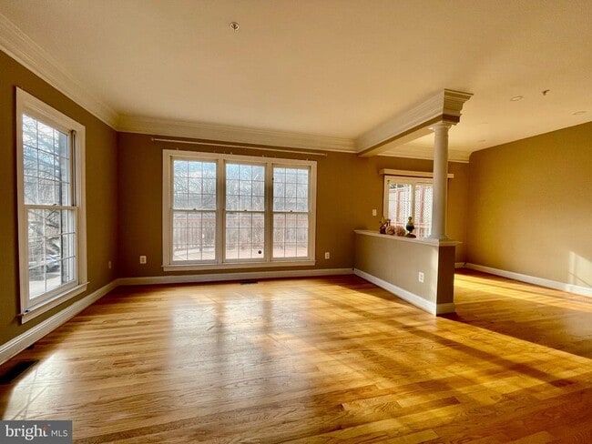 Photo - 1030 Grand Oak Way