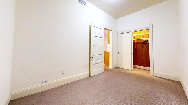 Photo - 4113 N Lincoln Ave