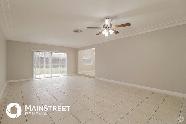 Building Photo - 935 S Courtenay Pkwy Rental