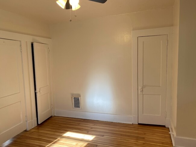 Photo - 2309 Eldridge St Unidad 2