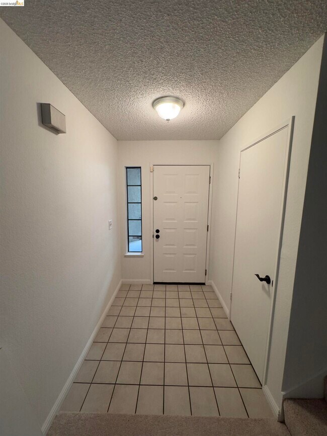 Photo - 3152 Heather Ridge Dr