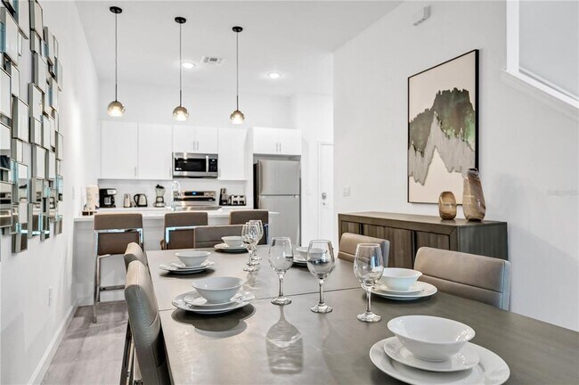 Photo - 396 Famagusta Dr