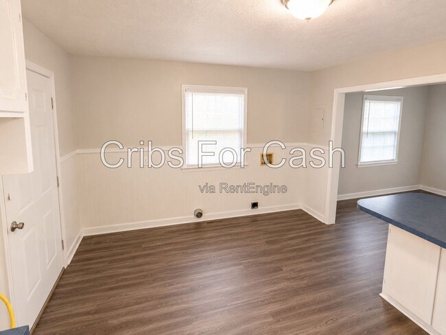 Photo - 3251 Meadow Ln