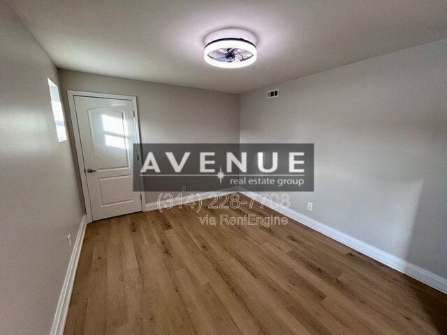 Photo - 4370 Swan Ave