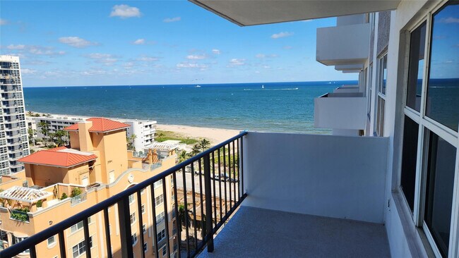 Building Photo - 405 N Ocean Blvd Unit 1507