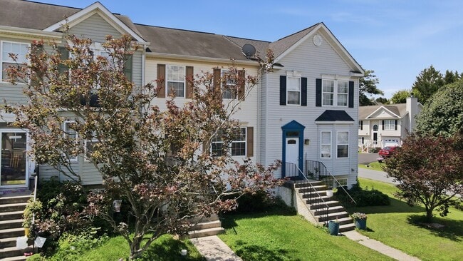 Photo - 10 Crabapple Ct