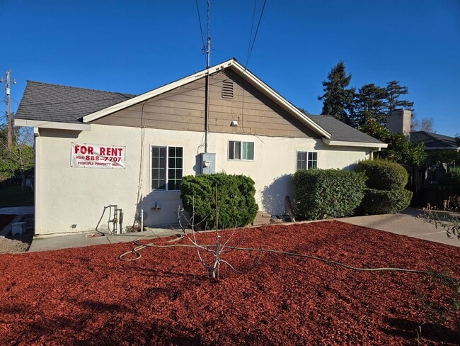 Photo - Beautifully Renovated 3-Bedroom / 2-Bathroom Duplex-Style Home in Prime Sunnyvale