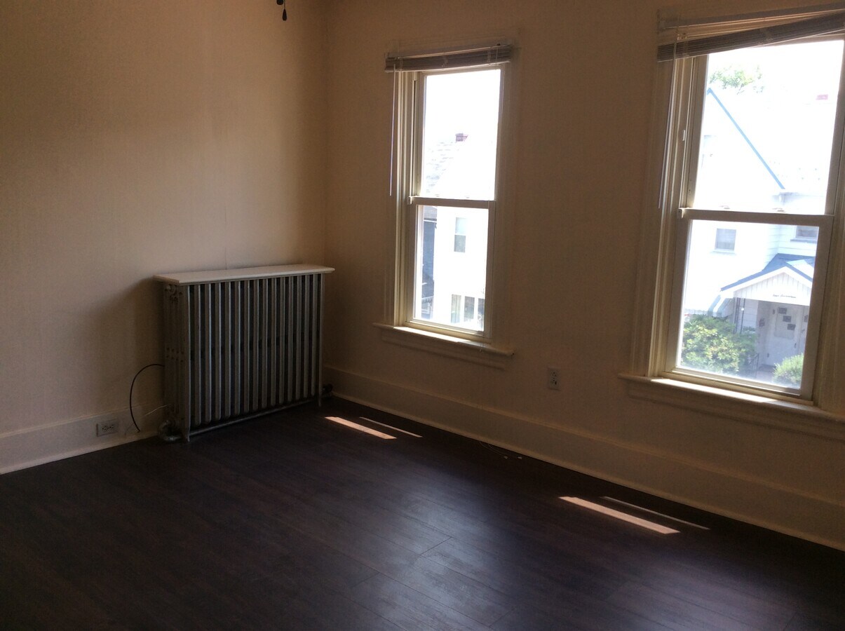 Photo - 418 Spruce Ave Unidad 2