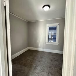 Building Photo - 3151 N 41st St Unit Lower