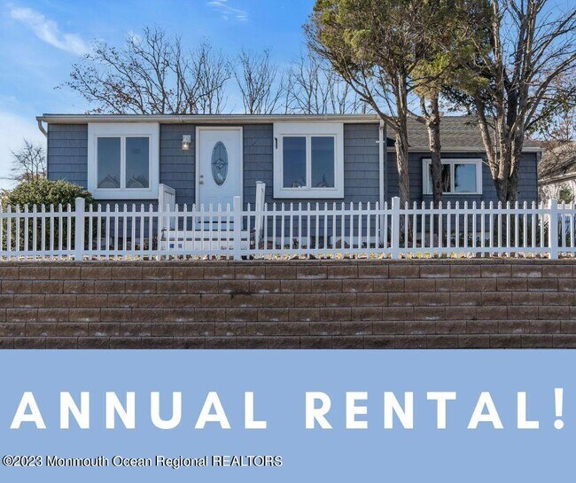 Photo - 798 Fischer Blvd