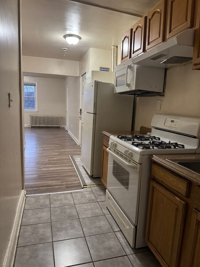 Photo - Cozy 1 BR/1 BA Apartment in Congress Heights! Unit ( 3)