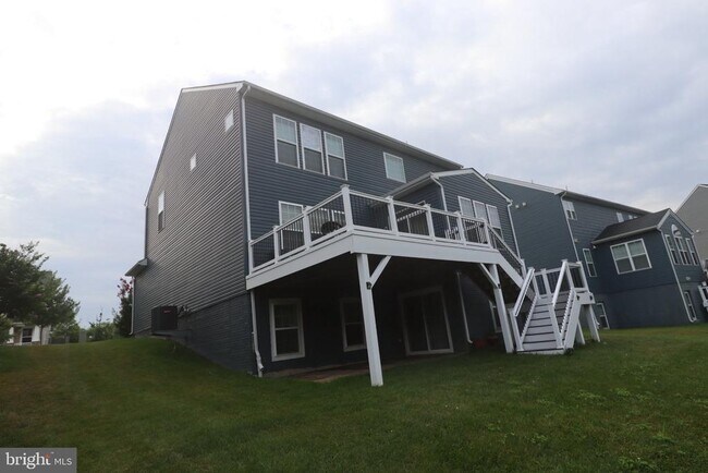Photo - 3348 Burton Dr