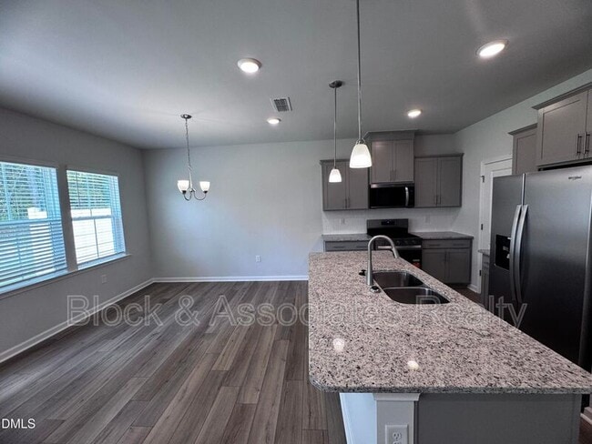 Photo - 205 Broomside Ave