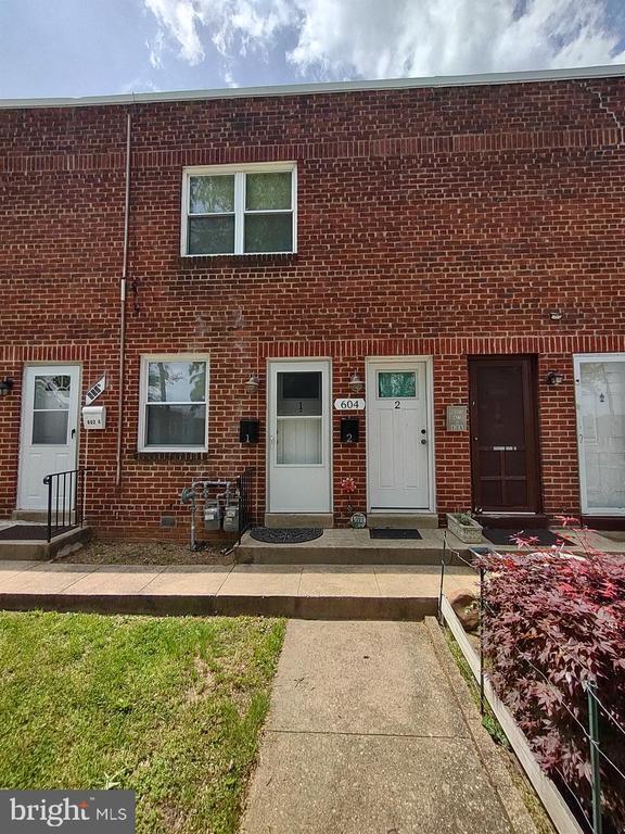 Photo - 604 17th St NE