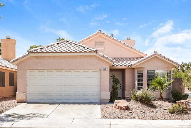 Building Photo - 4565 Savin Cir