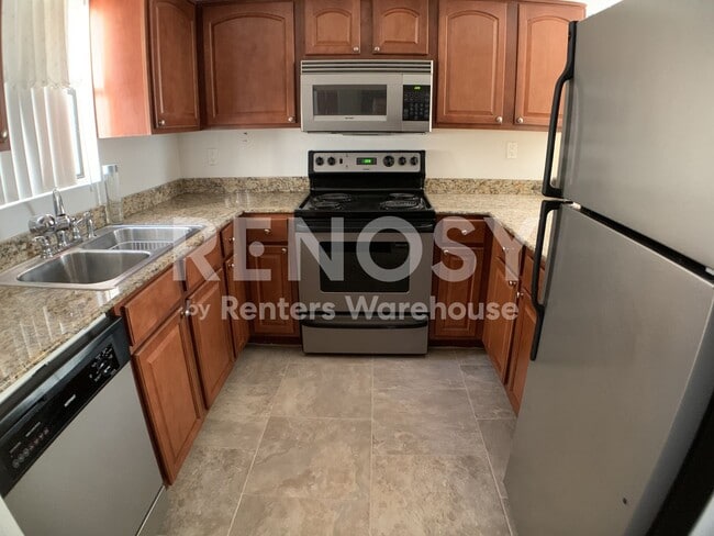 Photo - 3420 W Danbury Dr