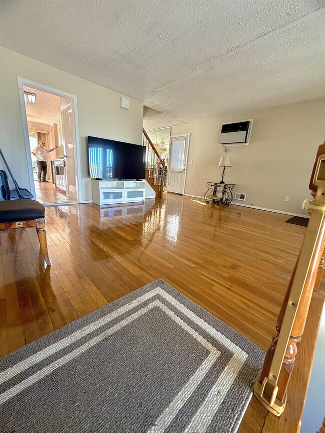 Photo - 3515 Charles Ct