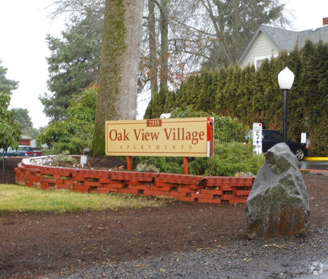 Oak View Village
