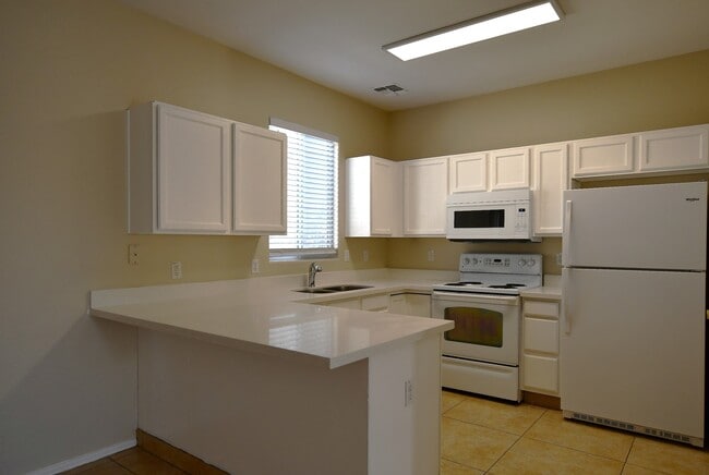 Photo - 2300 E Magma Rd