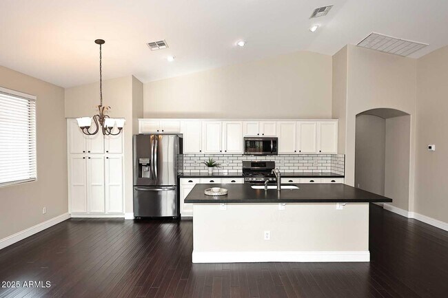 Photo - 16945 W Manchester Dr