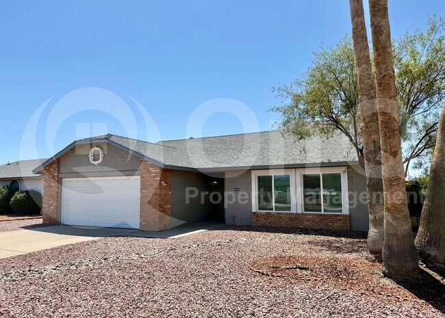 7349 W Denton Ln