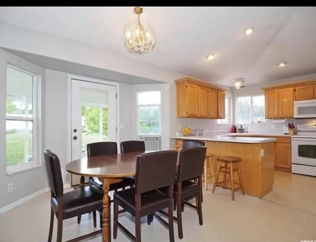Photo - 4881 Cave Peak Dr