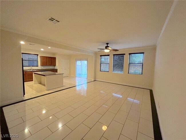 Photo - 430 White Heart Rd