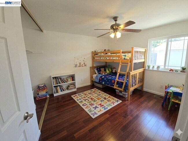 Photo - 34 Kingswood Dr