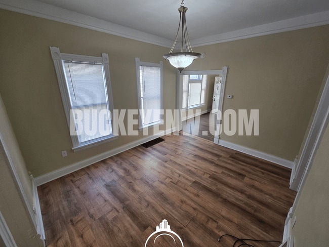 520 Raymer Blvd