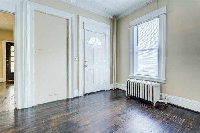 Photo - 416 Gregory St