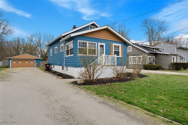 Photo - 27279 Dunford Rd