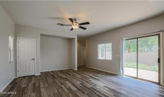 Photo - 481 N Citrus Ln