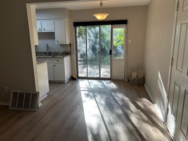 Photo - 7711 Meadowview Ln