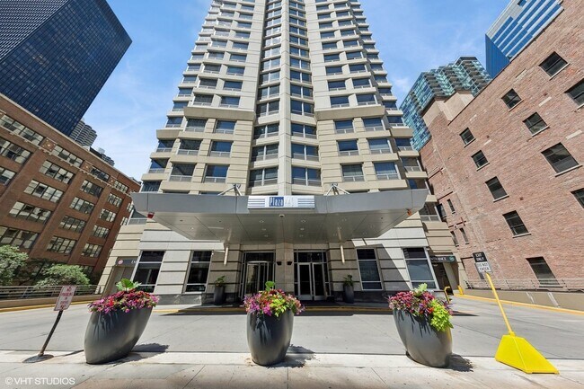 Building Photo - 440 N Wabash Ave Unit 708 Rental