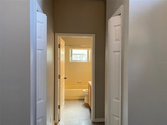 Photo - 805 Magnolia Creek Cir