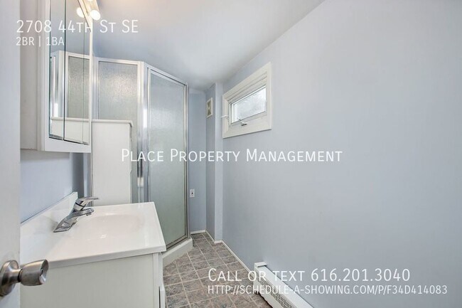Photo - 2708 44th St Se - 2 Bed/1 Bath Upper Apart...