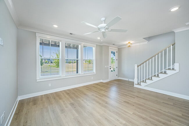 Photo - 163 Pocket Bend Cir