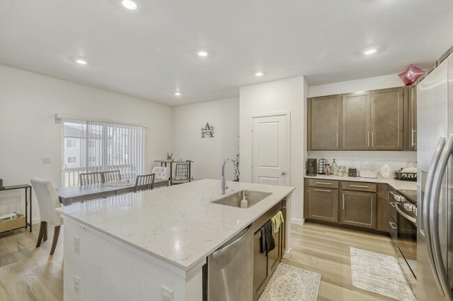 Photo - 8991 Hightower St