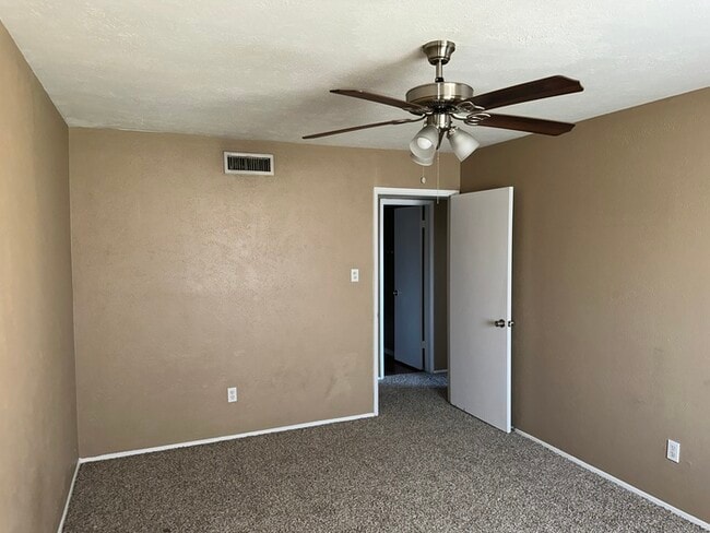 Photo - 6905 Blackberry Dr