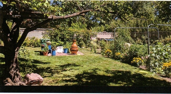 Photo - 2799 W 7550 S