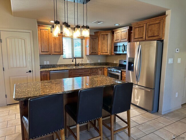 Photo - 10804 S Madero St