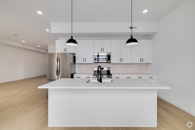 2BR, 1BA - 1,145SF - Kitchen
