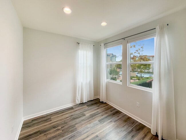 Photo - Great 2B/2.5BA Townhome in Oceanside!