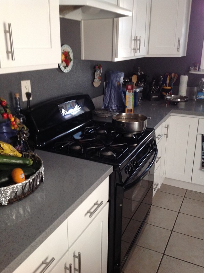 Photo - 2410 W Stanford St