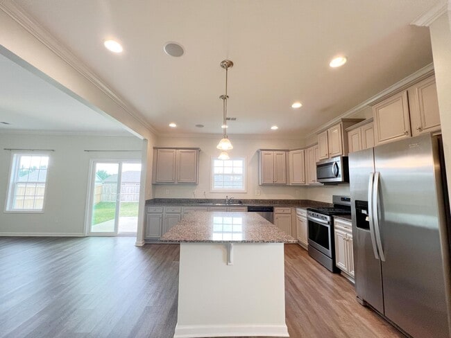 Photo - 720 Stilmore Dr