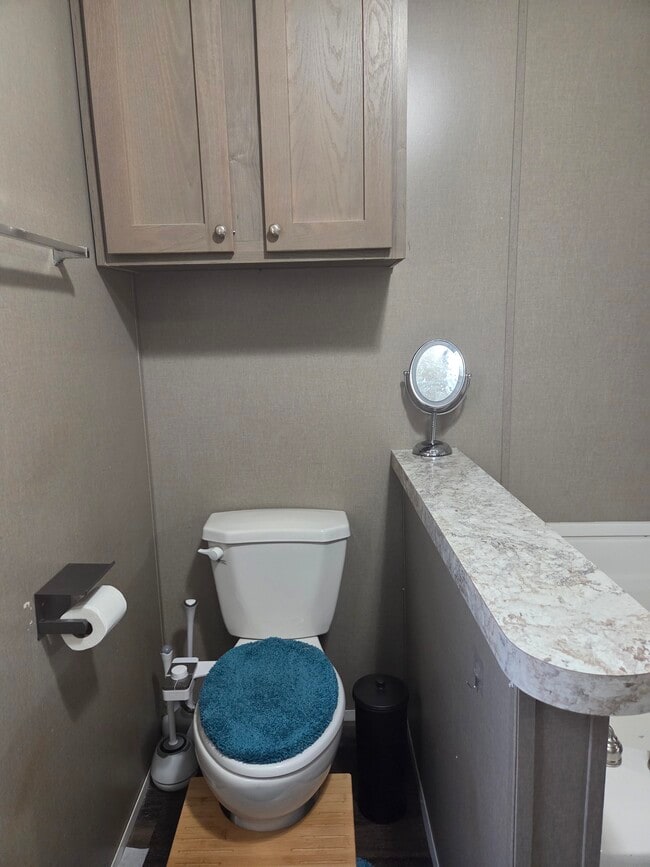 Photo - 335 Hillcrest Ave