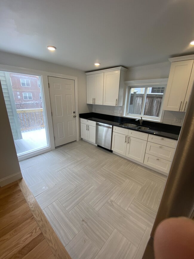 Photo - 141 Prospect St Unit 1