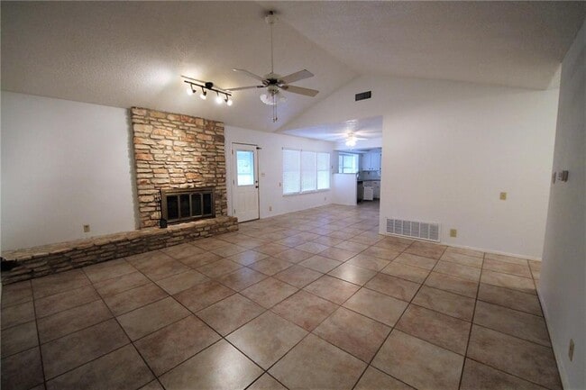 Photo - 13320 Water Oak Ln